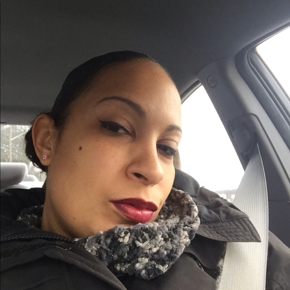 Meet your Posher, Joeleen